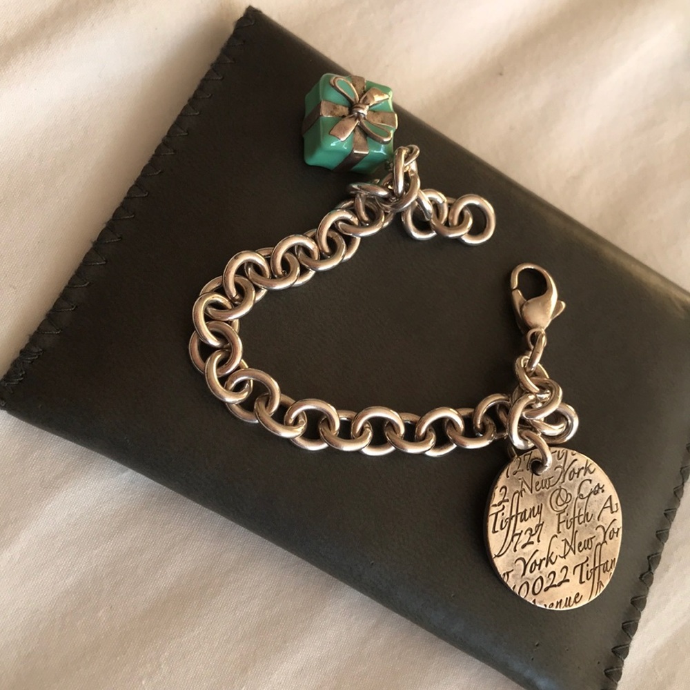 Tiffany & Co. charm bracelet with 2 charms
